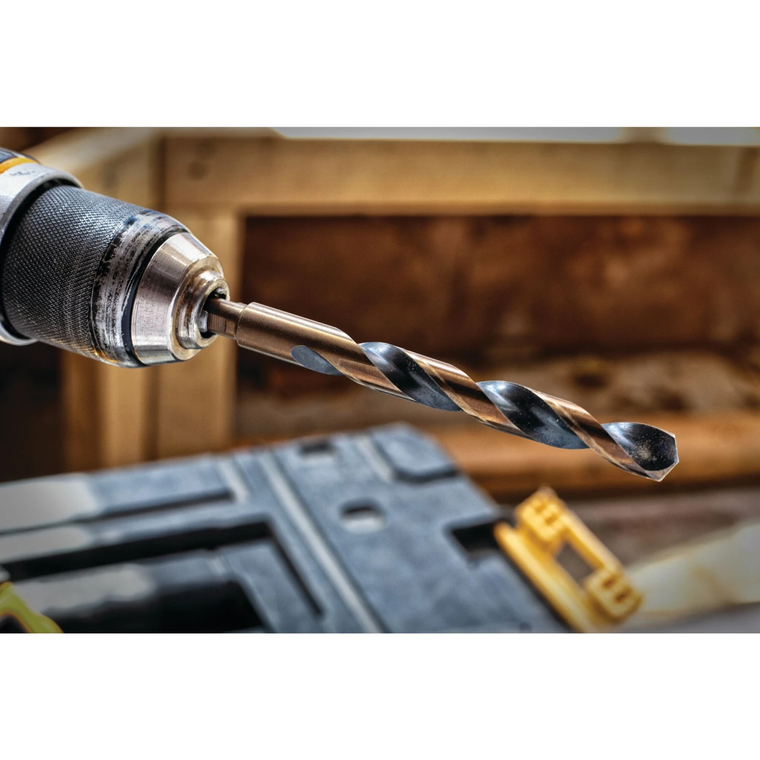 DEWALT 9/16-in X 6-in Black And Gold Coated HSS Jobber Length Twist Drill Bit 7 DEWALT 9/16-in X 6-in Black And Gold Coated HSS Jobber Length Twist Drill Bit - Image 7