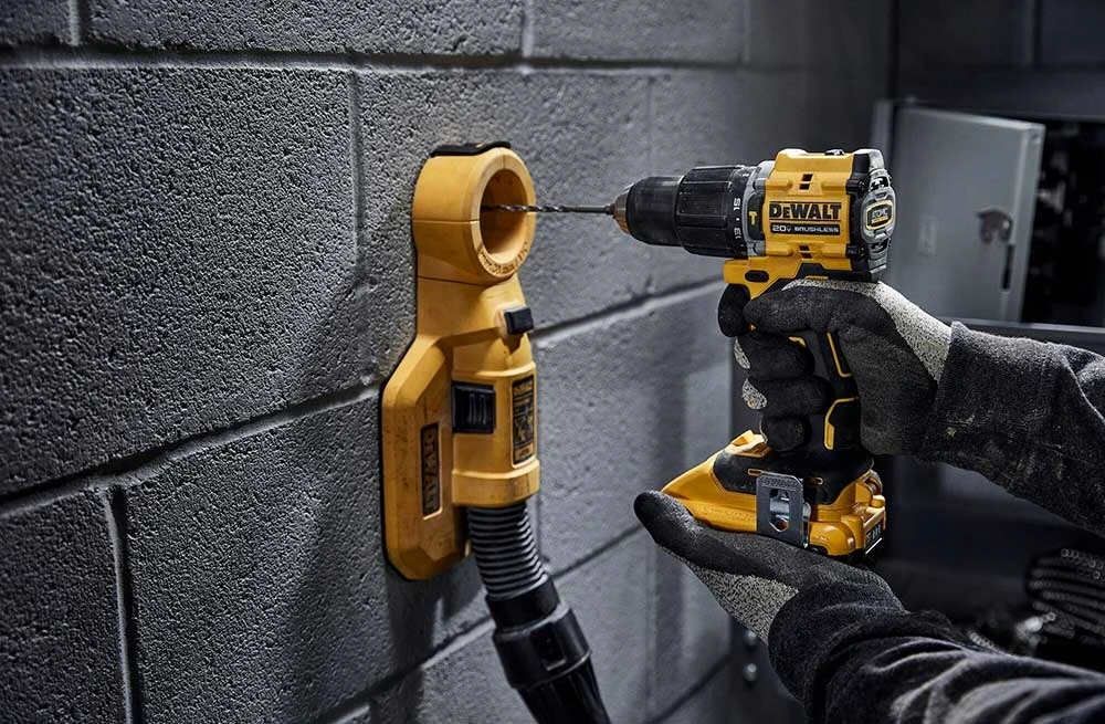 DeWALT Store -DeWALT Store DEWALT DCK200C1P1 LifestyleB